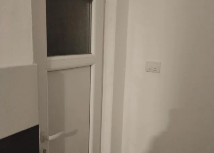 Stan Na Dan Bb 2 아파트 바이나 바슈타