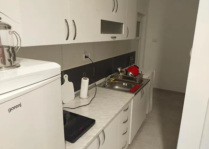 아파트 Stan Na Dan Bb 2 바이나 바슈타